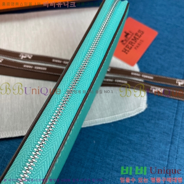 ޽  H1550610-8
