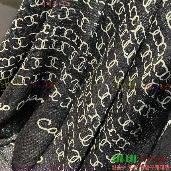 # ÷/ī 20CH241123361-3