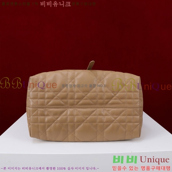 #  ̵  M2821-103