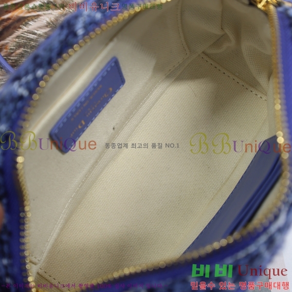 # ̺  East-West  S2388-104