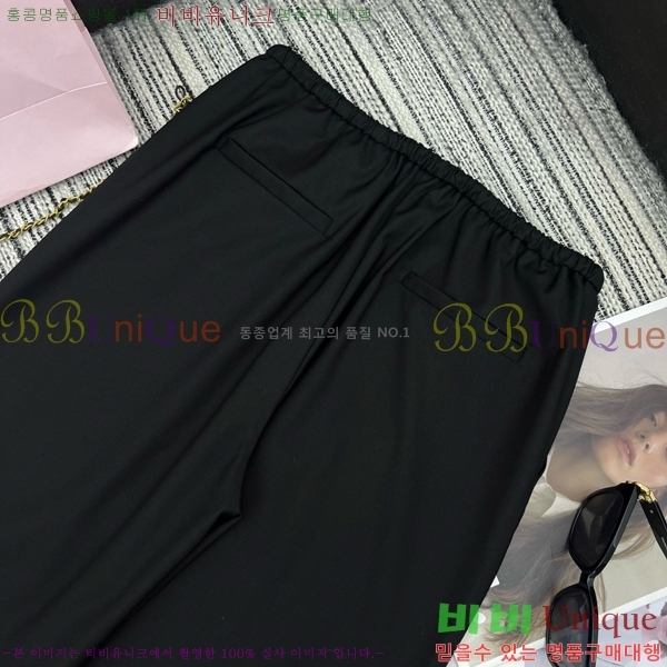  ̿̿  MU29670531-8