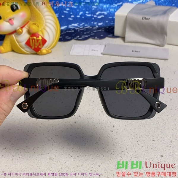  ۶ D948356-4