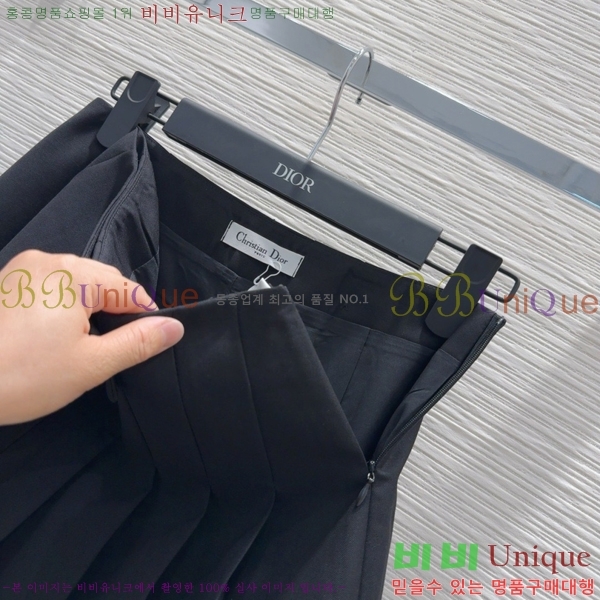   ĿƮ DO117705-6