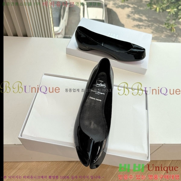    ÷ M6022411-3
