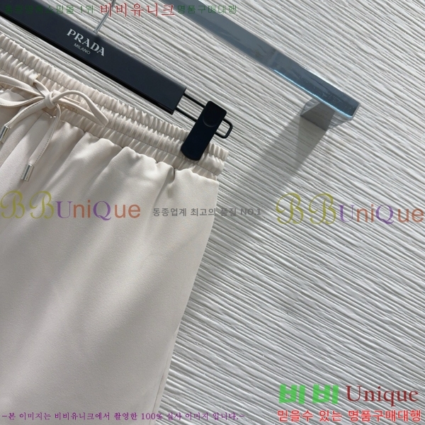    P5818119-4