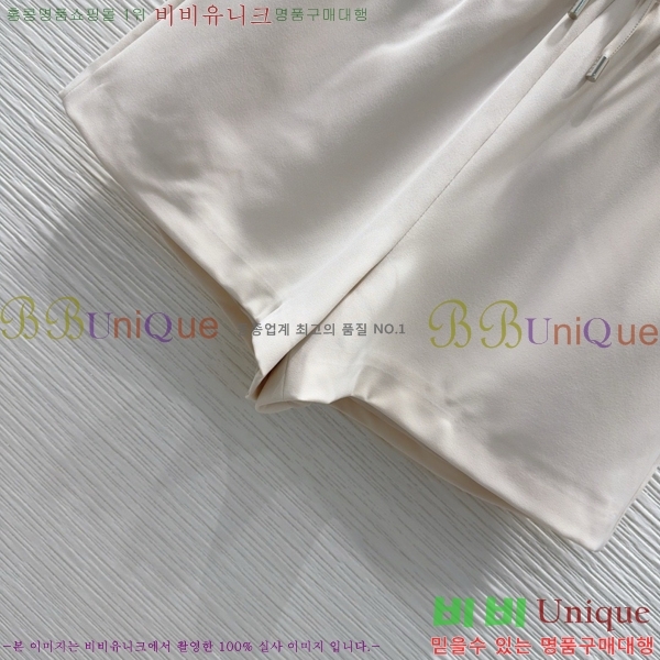    P5818119-4