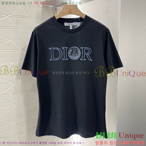    Ƽ D25472238-6