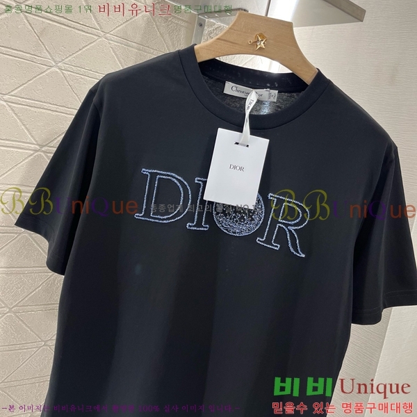    Ƽ D25472238-6