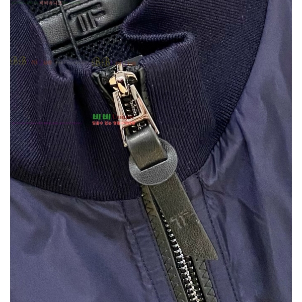   Ŷ TF2413741-2