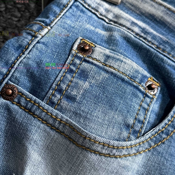  ũ û 18CH2542512-1