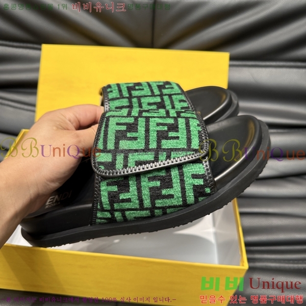   / F864190-4