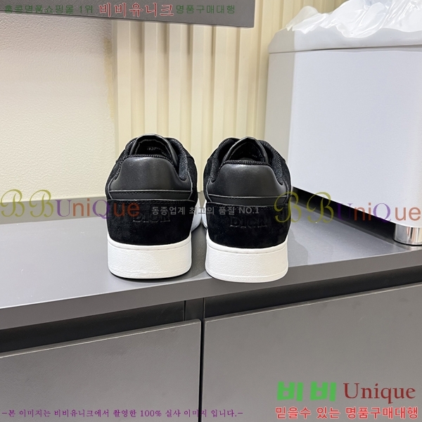   Ŀ DR974925-1