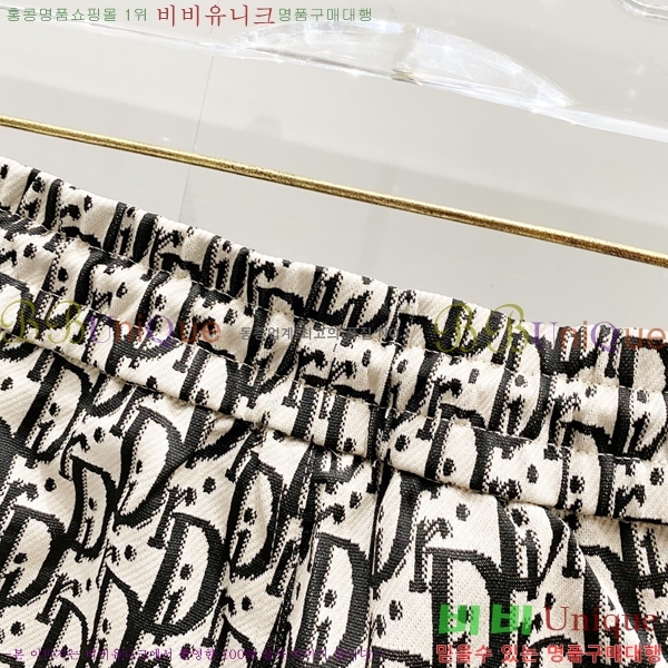   ݹ D910241-1