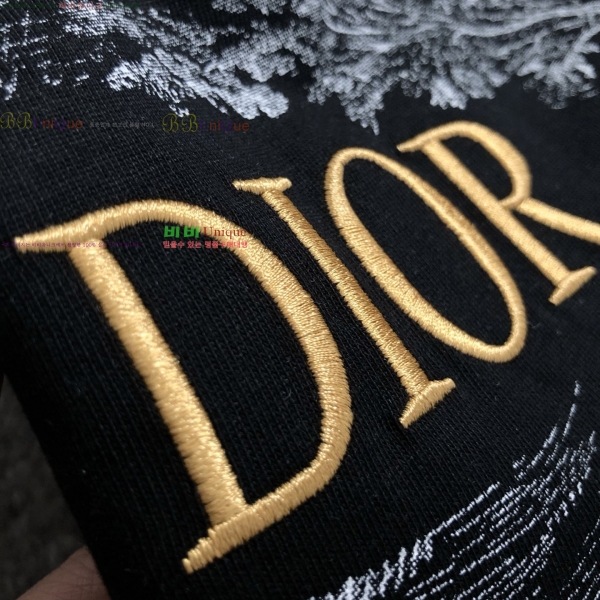    Ƽ 13D2541328-2