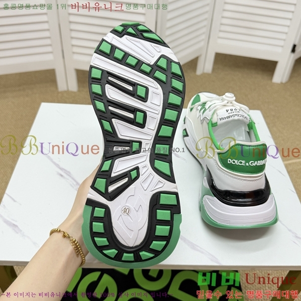 üذٳ Ŀ  DG896503-4