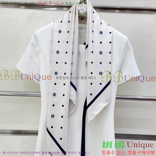 #* ÷/ī CH79952-1