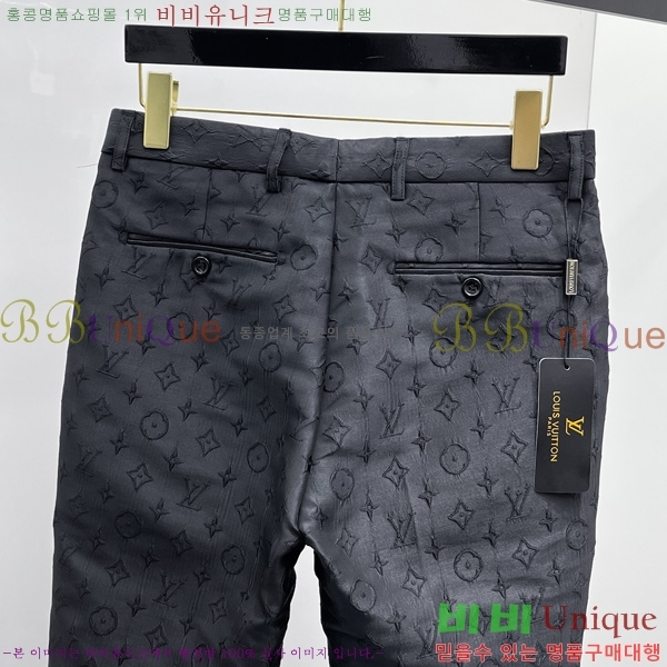  ̺    L5718364-1