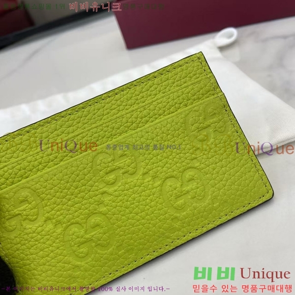 # Ʈ ī ̽ 835151-101