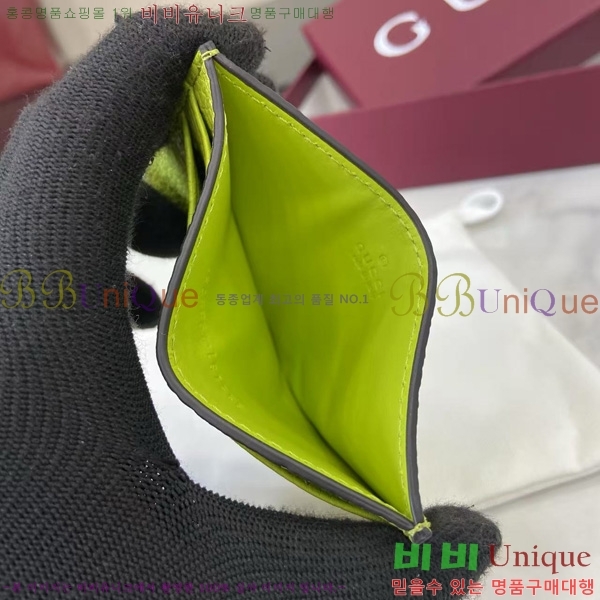 # Ʈ ī ̽ 835151-101