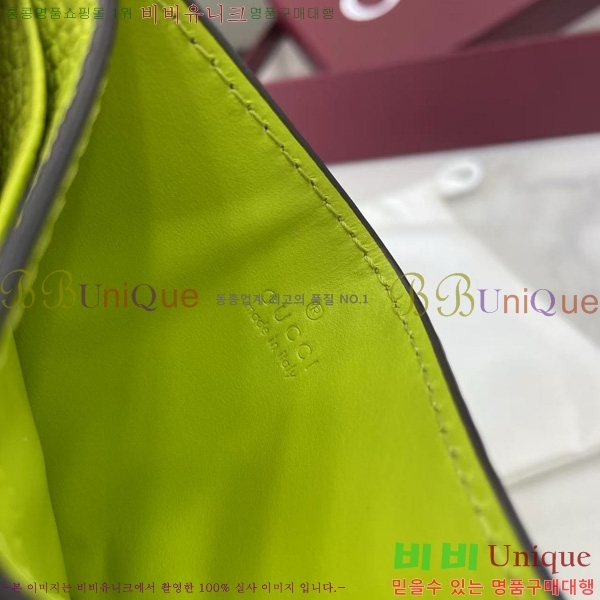 # Ʈ ī ̽ 835151-101