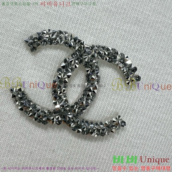  * Ƽ CH1512088-11