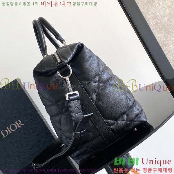 # ˴ 40  1ESDU134-701