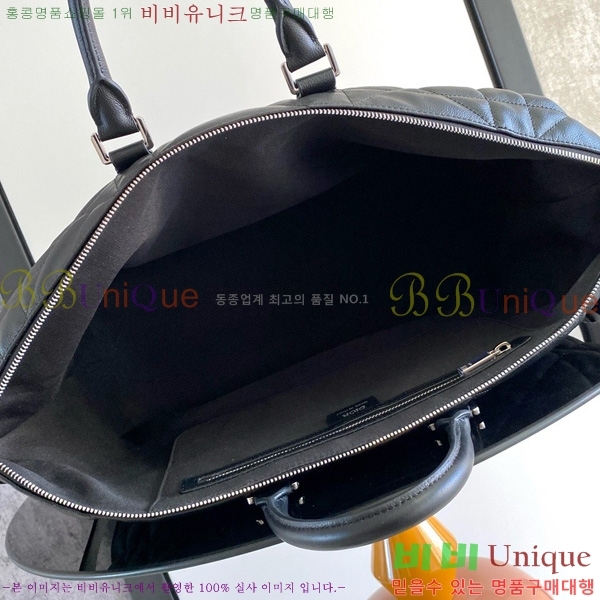 # ˴ 40  1ESDU134-701