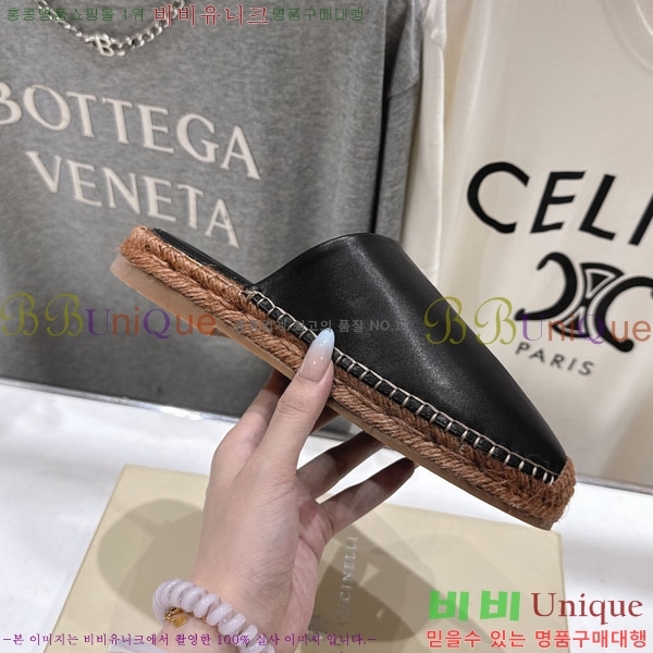  ڷ ġڸ   3BC66902-4