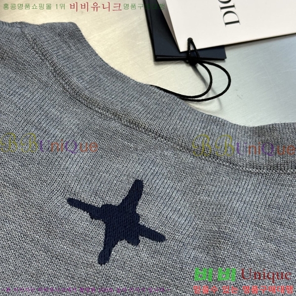    Ƽ D2581604