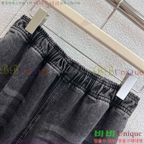  ˷    AW1555008-5