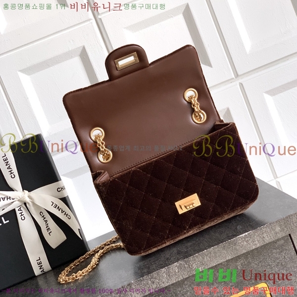 #* ÷ AS5522-108