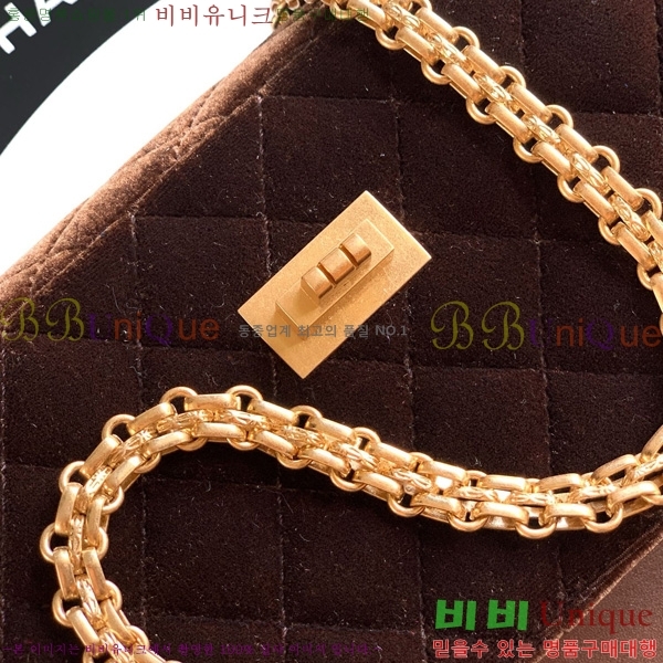 #* ÷ AS5522-108