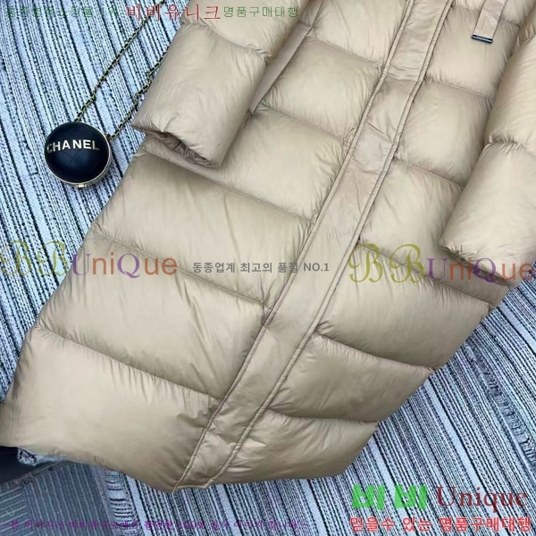  ** ٿ е MAXM2120544-3