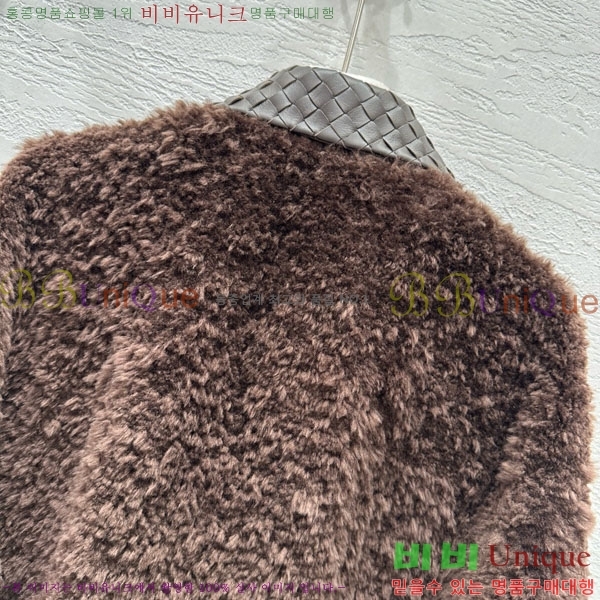  װŸ þ   BV1305372-6