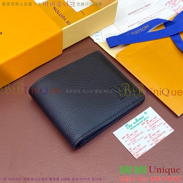 #̺   M83128-102 