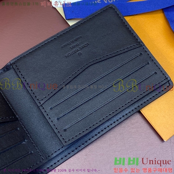 #̺   M83128-102 