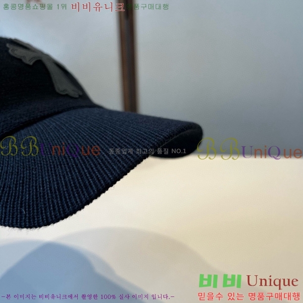 ũ  4122607-3
