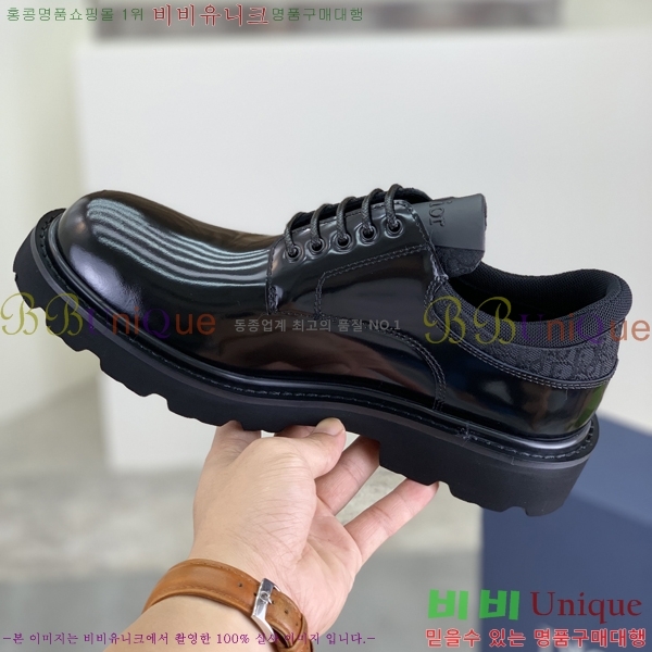    DR672261-1
