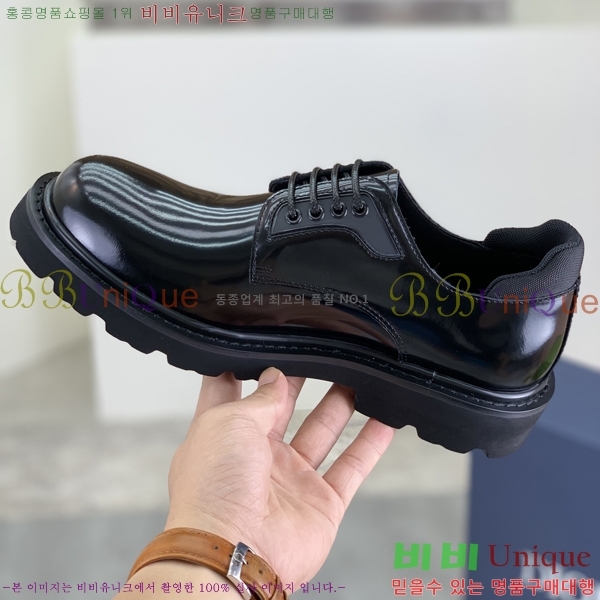    DR672261-3
