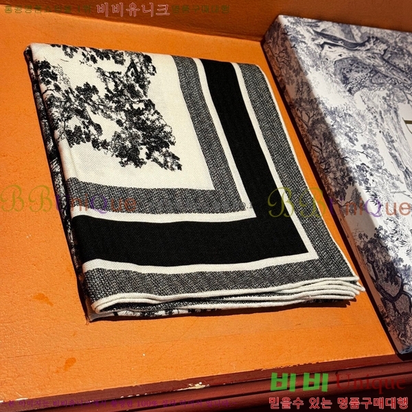 # ÷/ī D4520095-2