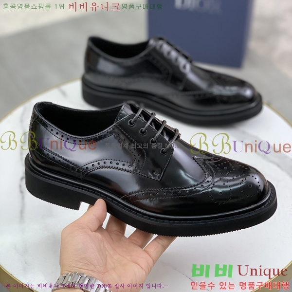    DR672261-8