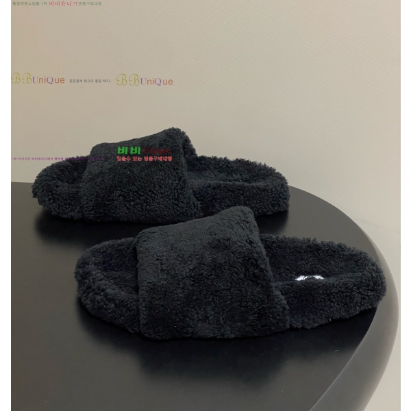  * þ   26TR25102295-2