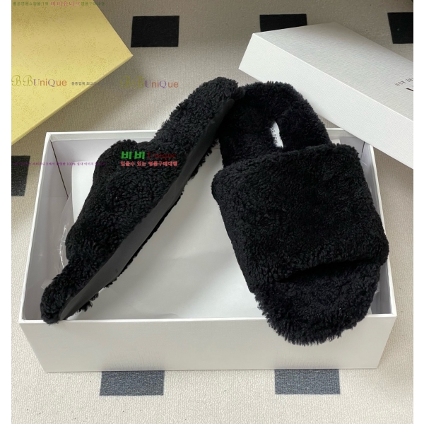  * þ   26TR25102295-2