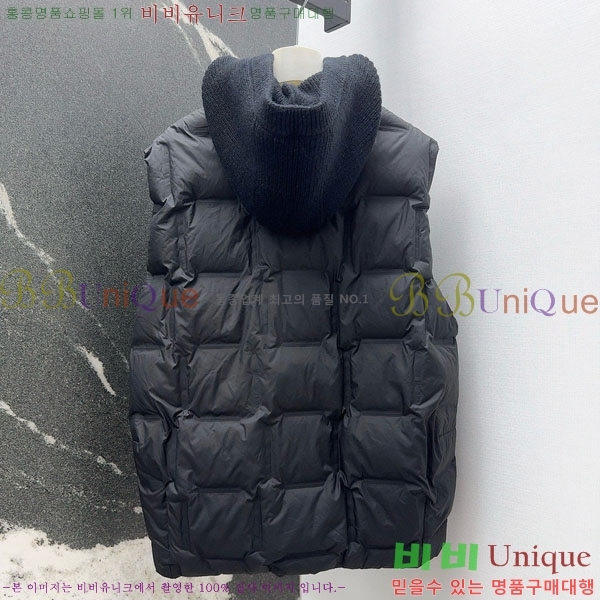  ** ٿ е  MAX267869-6