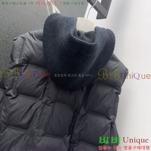  ** ٿ е  MAX267869-6