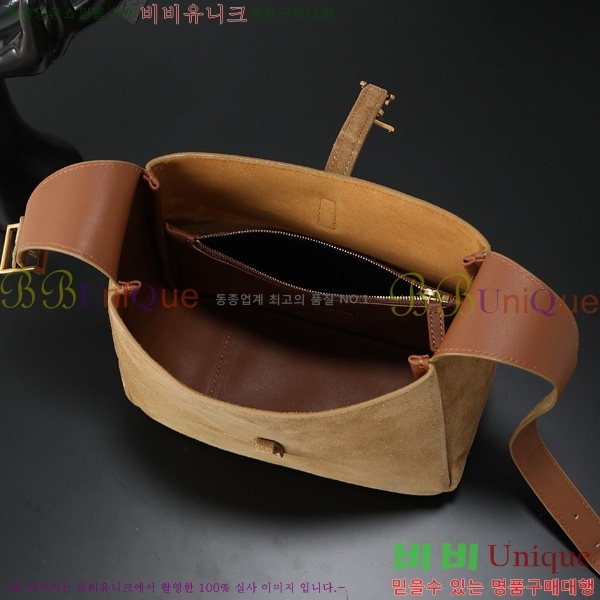 #ζ  5 À 7  713938-2003