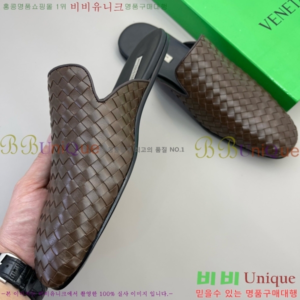  װŸ   23BV2510221-2