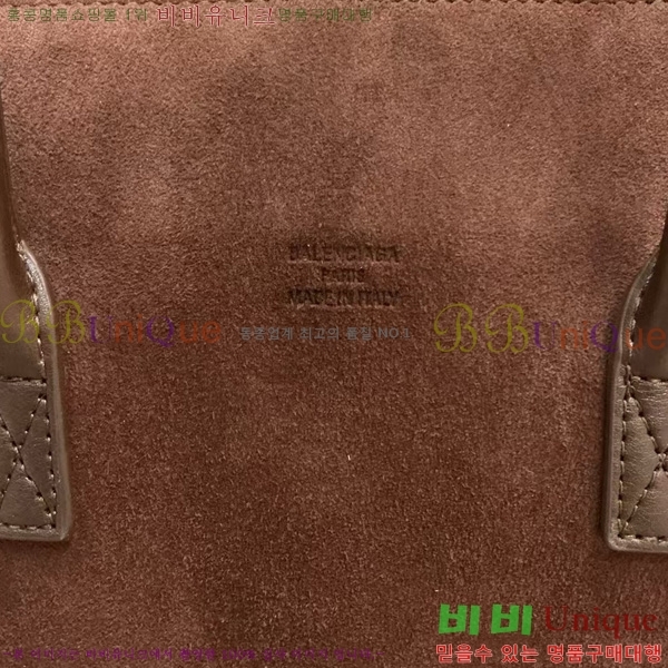 #߷þư   ĳ 70582450-4