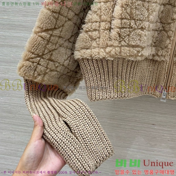   þ   DO3634560-24