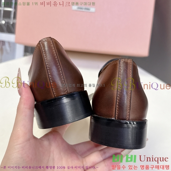  ̿̿  32MU25101613-1